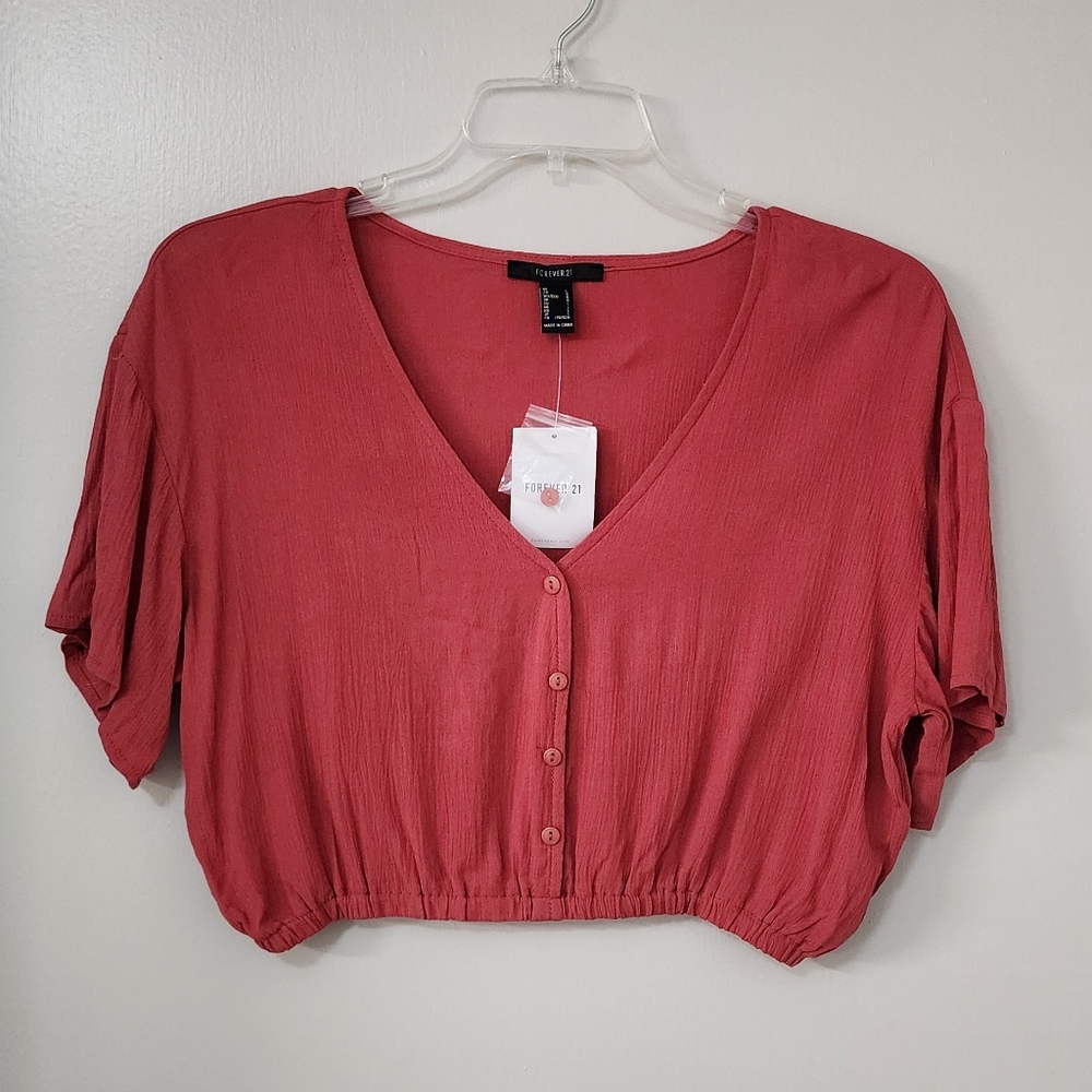 Forever 21  Cropped Peasant Top.  Coral Color.  Size L.  NWTS